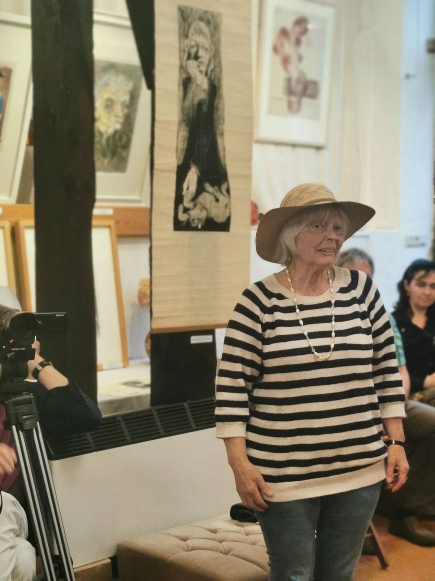 Ausstellung der Sammlung Schröder: Weiblichkeit im Lebenszyklus